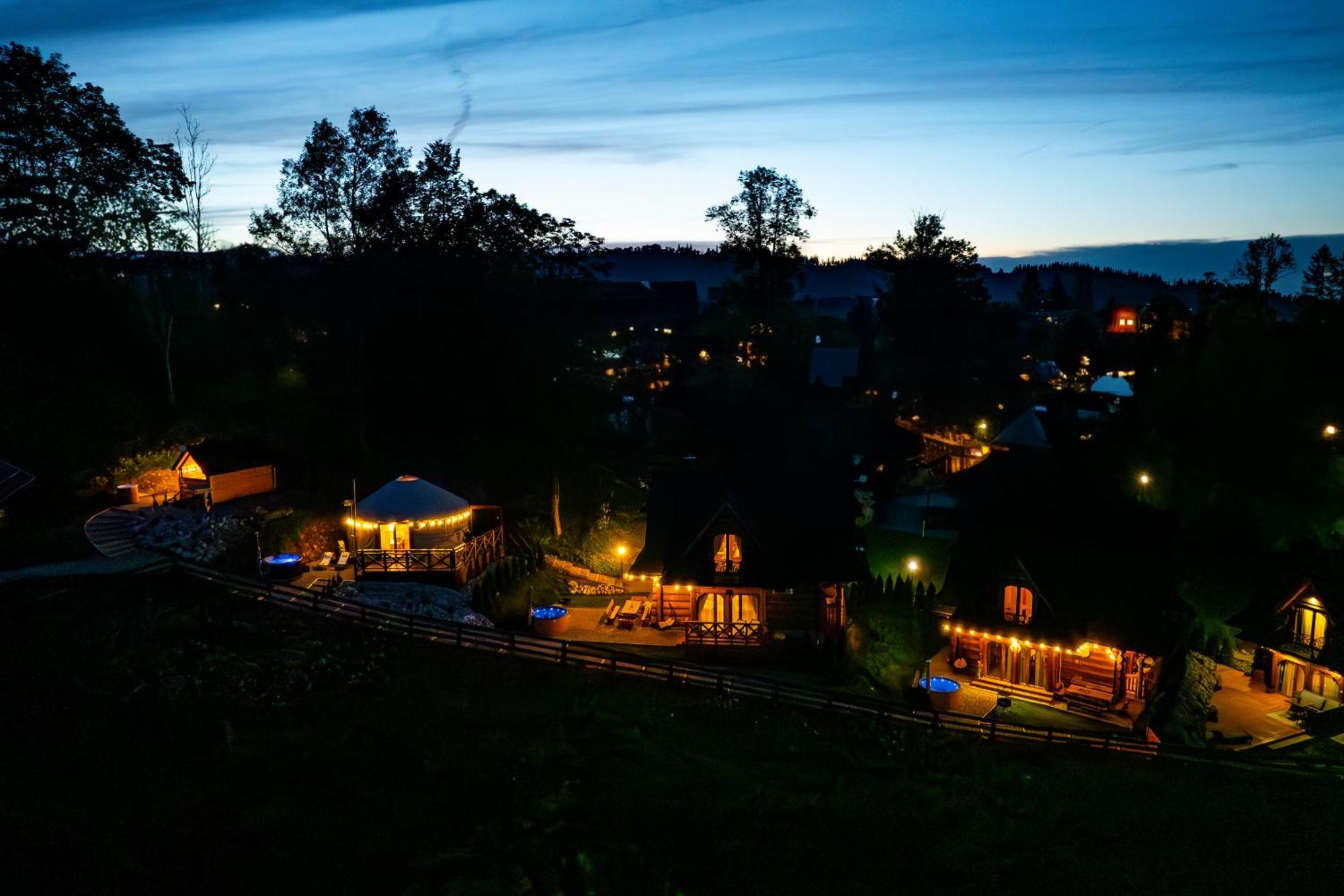Jurta Na Wypasie - Luksusowy Namiot Z Widokiem Na Gory - Jacuzzi, Sauna, Split Ac, Private, Star View Zakopane Dış mekan fotoğraf