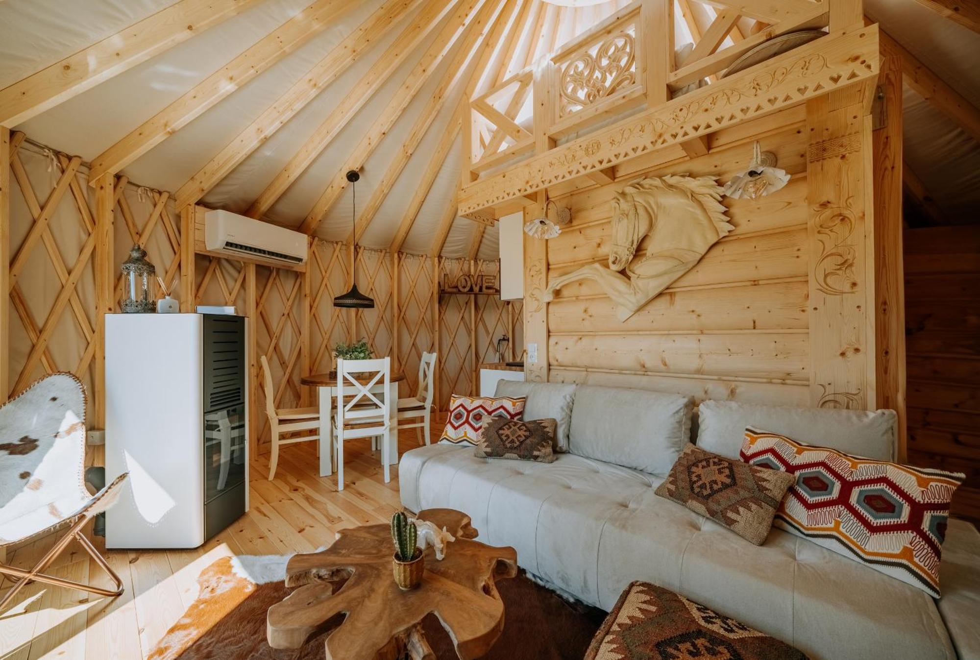 Jurta Na Wypasie - Luksusowy Namiot Z Widokiem Na Gory - Jacuzzi, Sauna, Split Ac, Private, Star View Zakopane Dış mekan fotoğraf